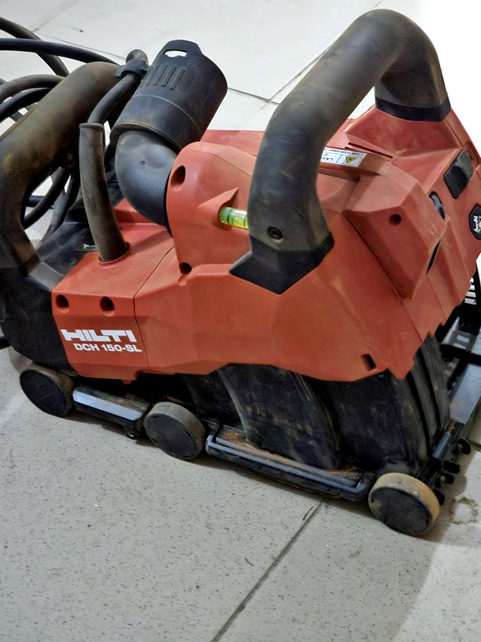 Drážkovacia fréza Hilti DCH 150-SL detail koliesok
