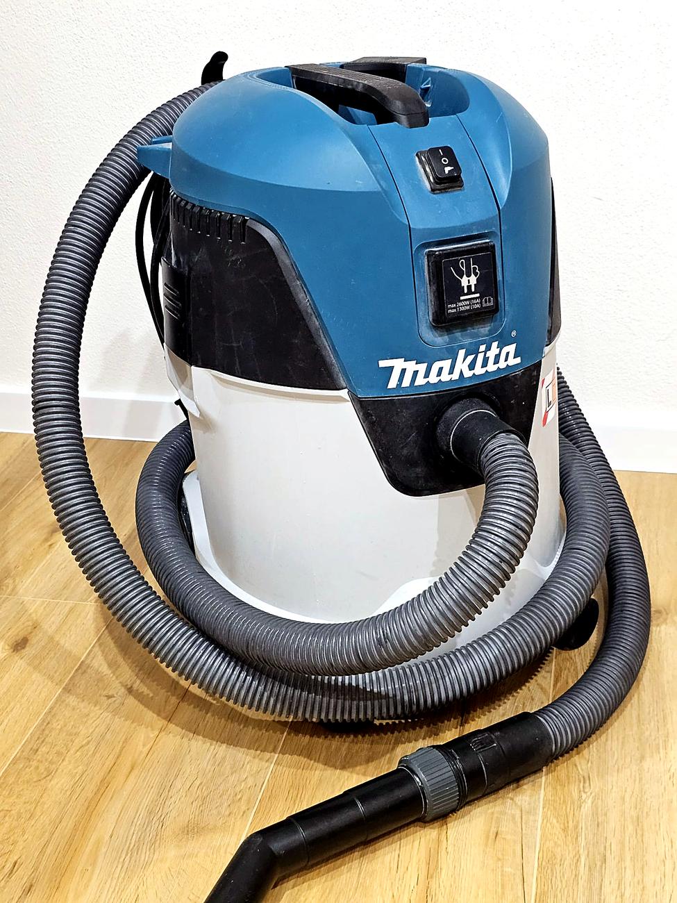 Priemyselný vysávač Makita 30 l
