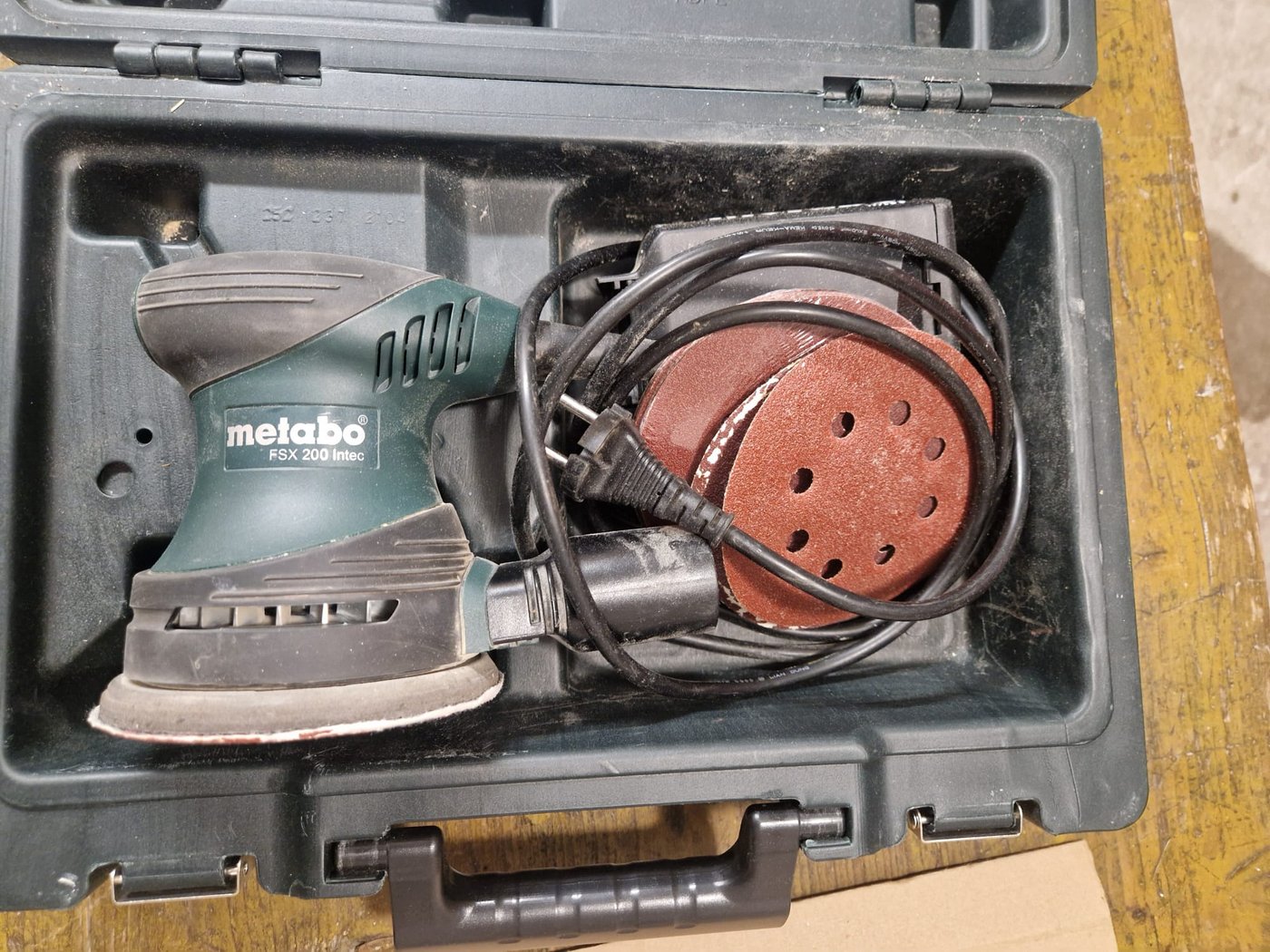 Excentrická brúska Metabo FSX 200 Intec