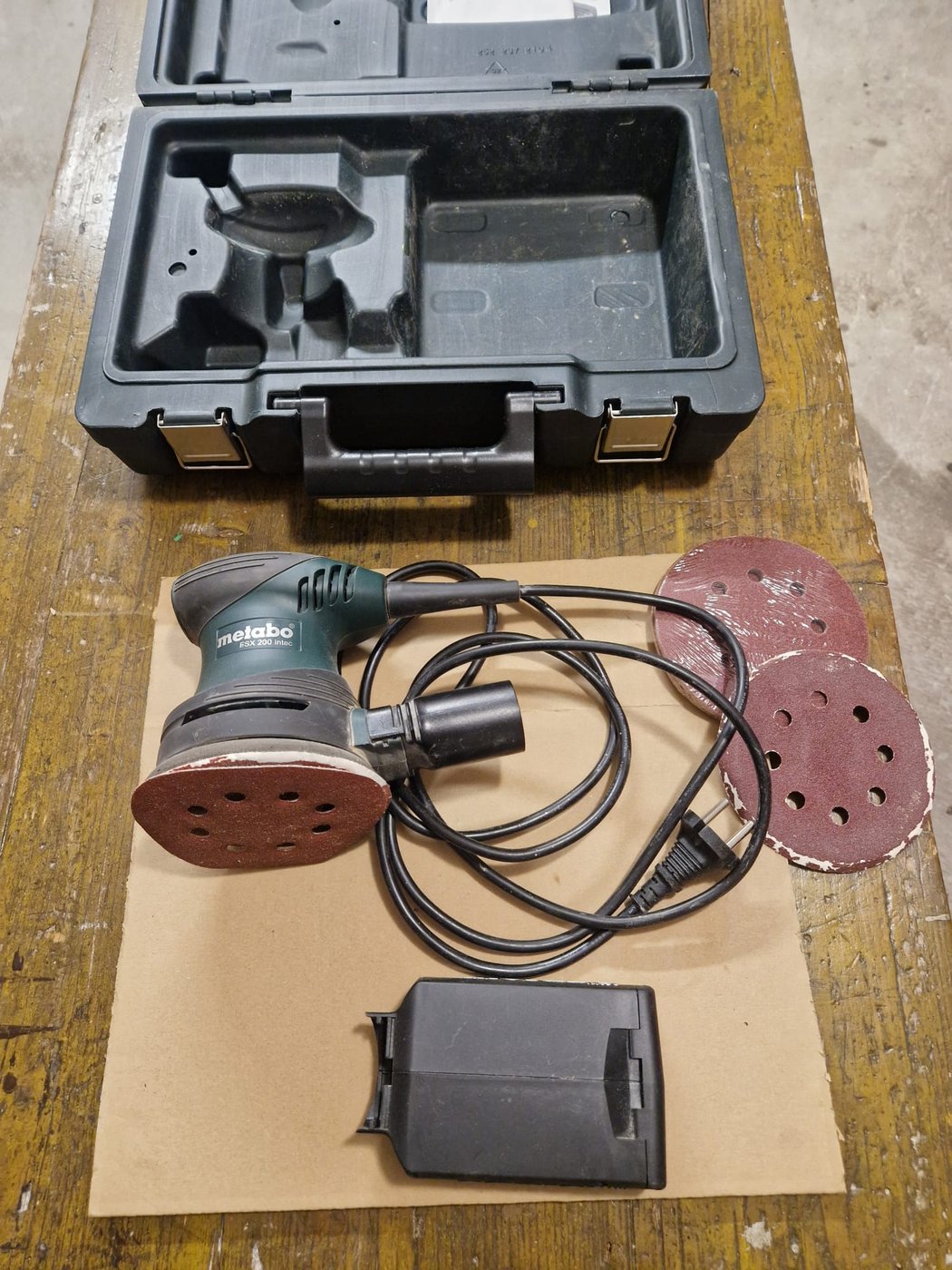 Excentrická brúska Metabo FSX 200 Intec